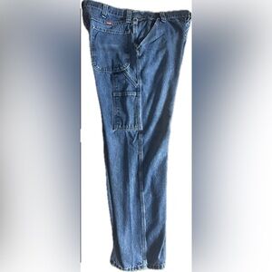 Wrangler Carpenter Blue Jeans. Men’s Size 38x32
